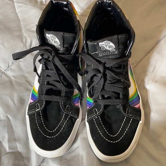 black vans rainbow stripe